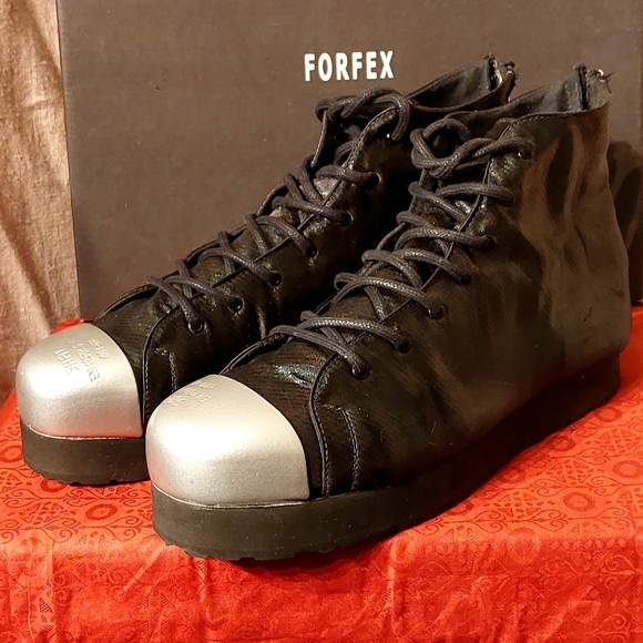 Forfex 'No Kill' iridescent black steel-toed sneaker boots, EU40, EUC - Picture 8 of 14